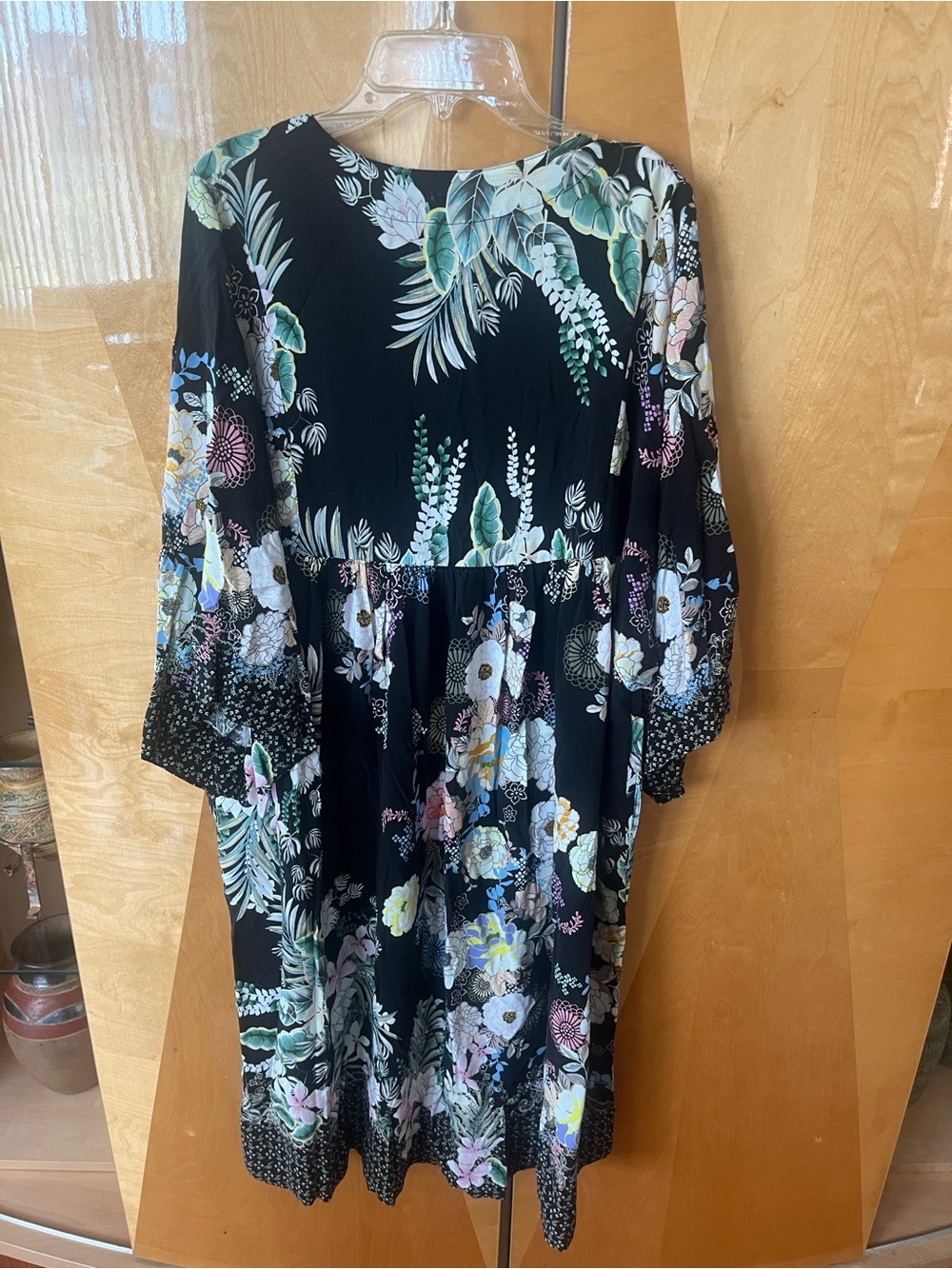 Johnny Was Mila Easy cover up dress - Picture 3 of 6